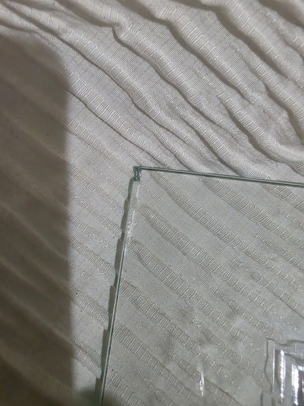 Made In Italy Etched Flower Frame- Minor Damage In The Lefthand Corner - Picture 4 of 5